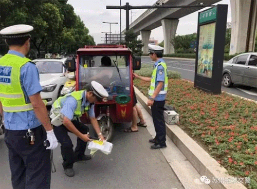 未标题-1.gif 未标题-1.gif