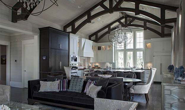 用冷色调搭配家居颜色来降温